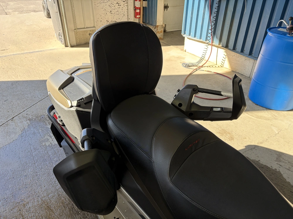 Ski-doo Grand Touring Ltd 900 Ace Turbo R 2022