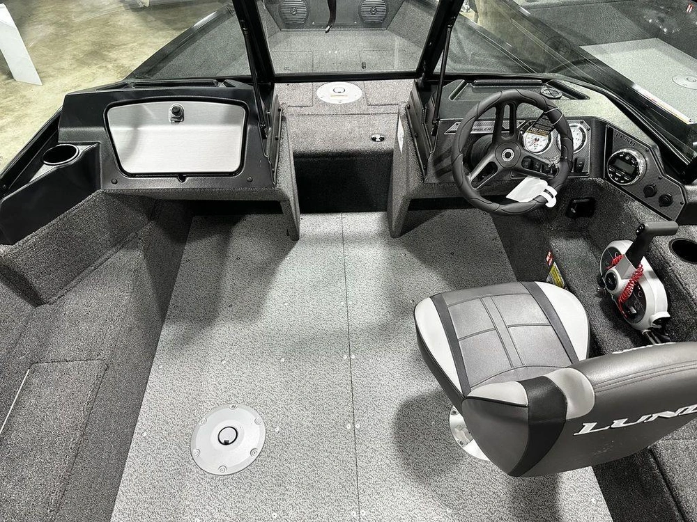 2026 Lund Boat Co 1650 Angler Sport