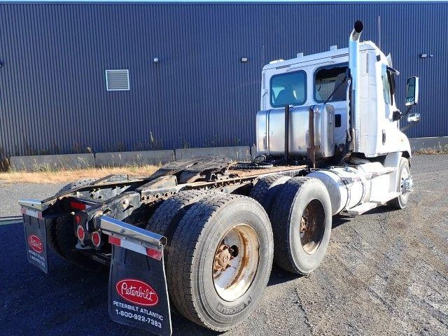 Freightliner Ca113dc 2016