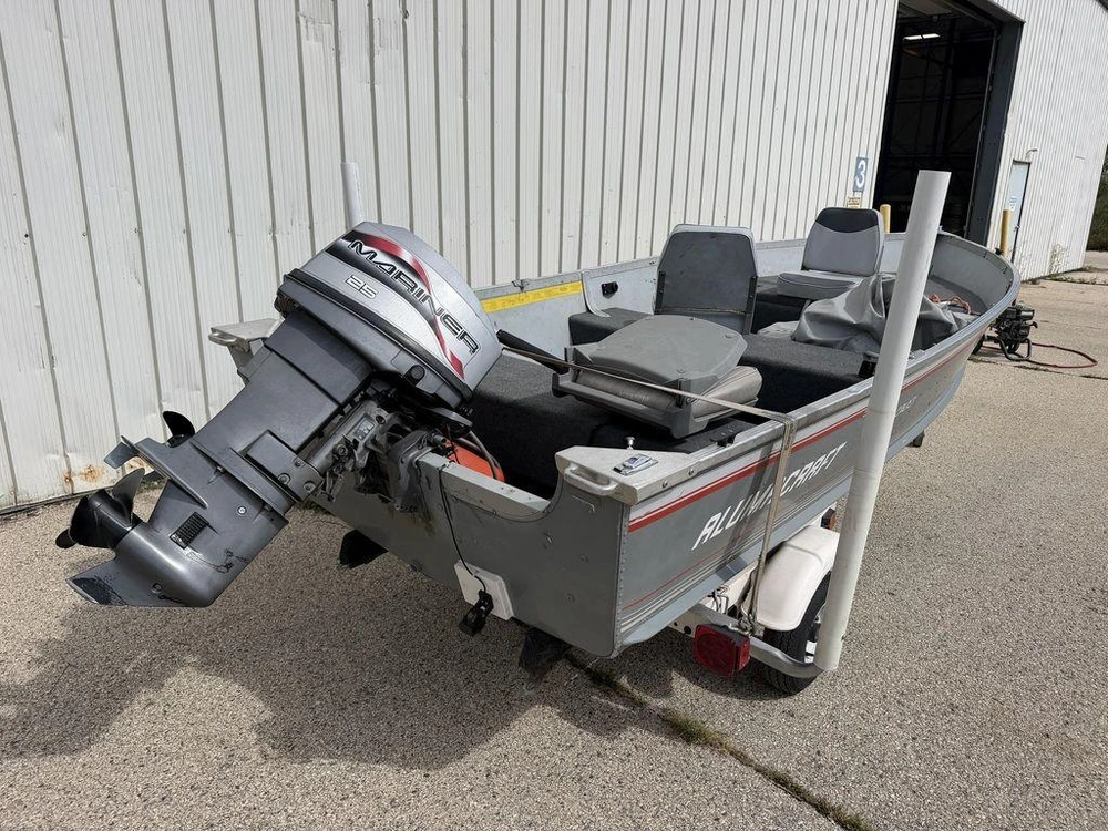 1995 Alumacraft V-14