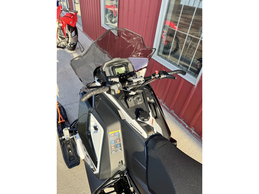 2027 Polaris 650 Voyageur Sp 146