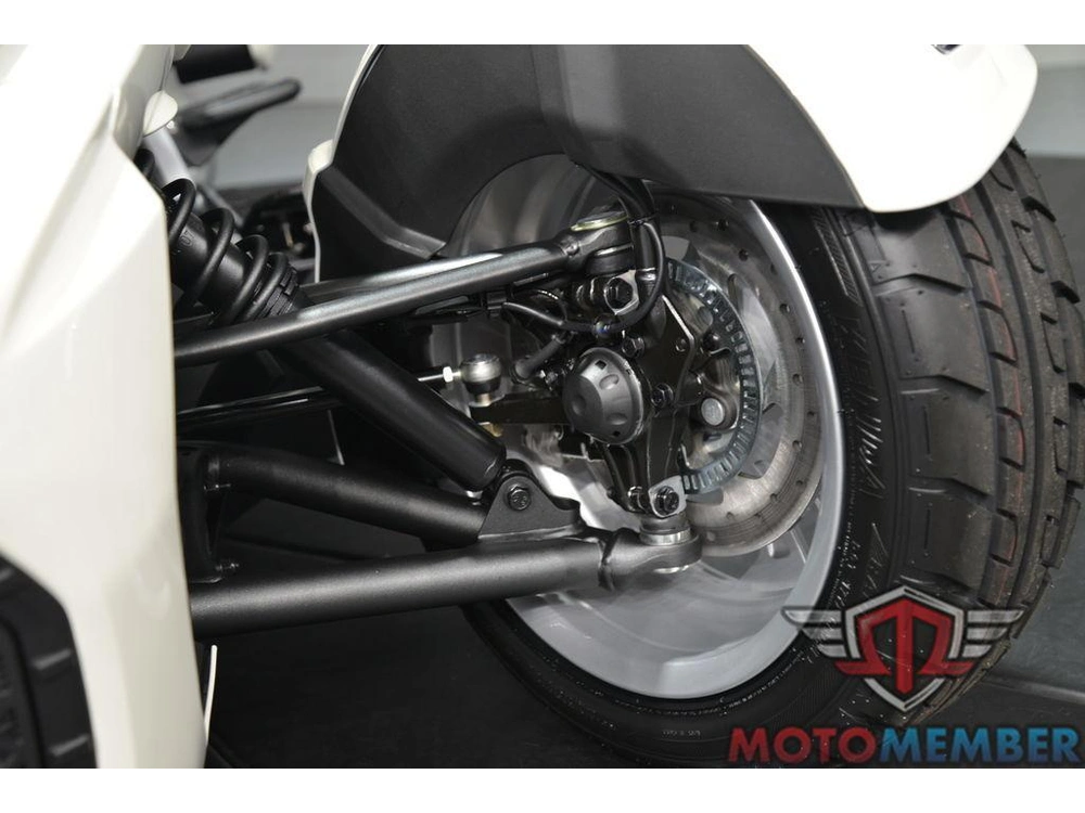 2026 Can-am Spyder F3 Limited Platine