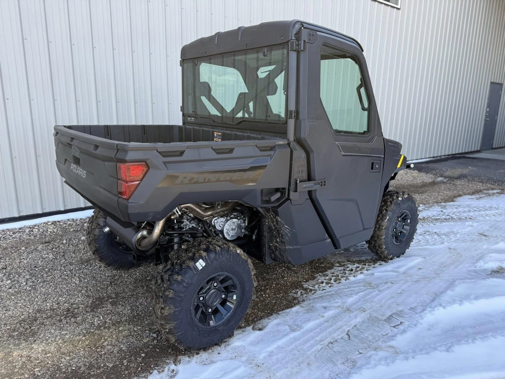 2027 Polaris Ranger 1000 Cab - Granite Gray