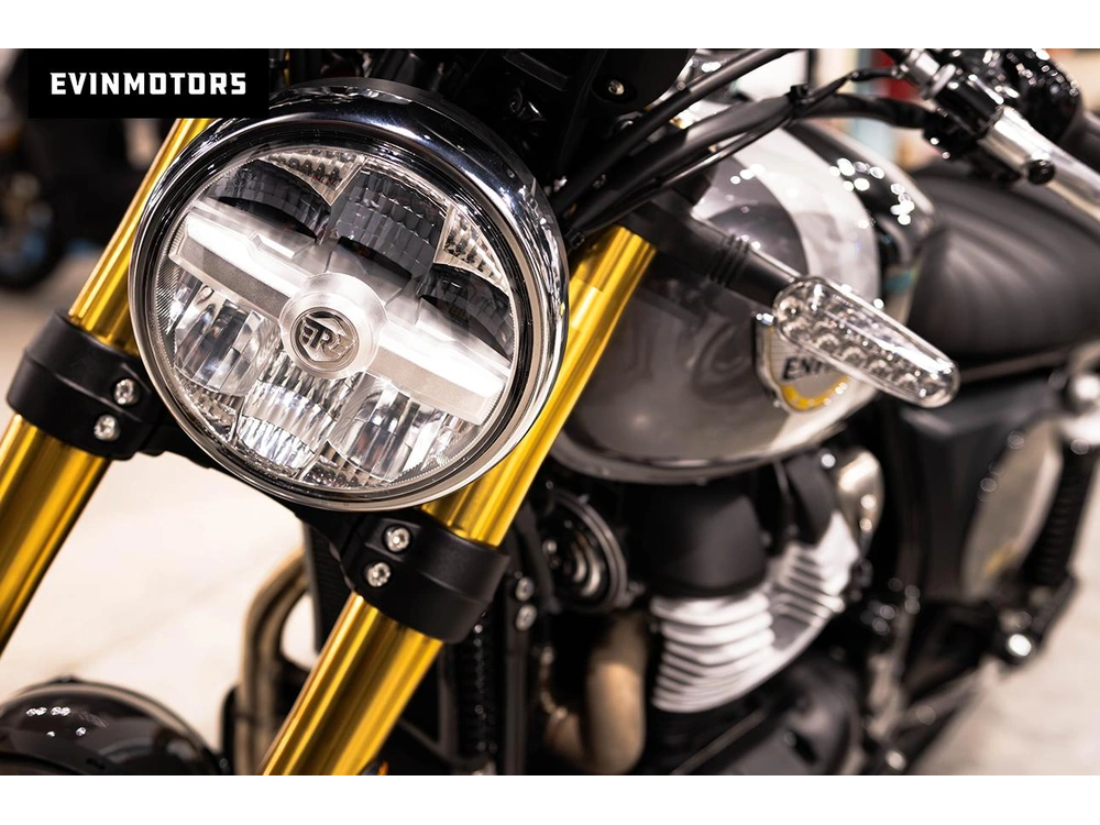 2027 Royal Enfield Int Bear 650 Gldn Shdw Black