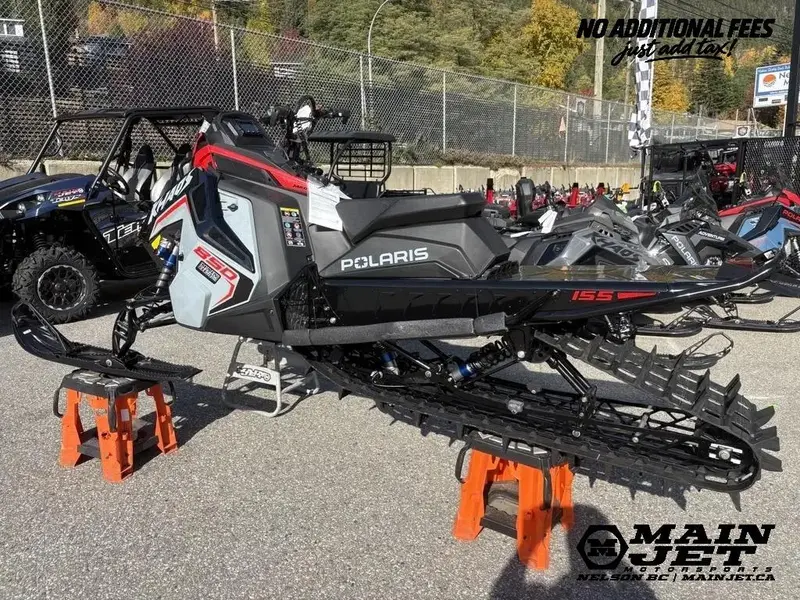 2025 Polaris 850 RMK KHAOS 155 - Storm Gray / INDY® Red