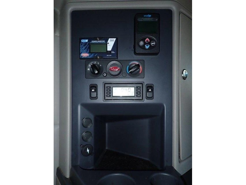 Peterbilt 579 2025