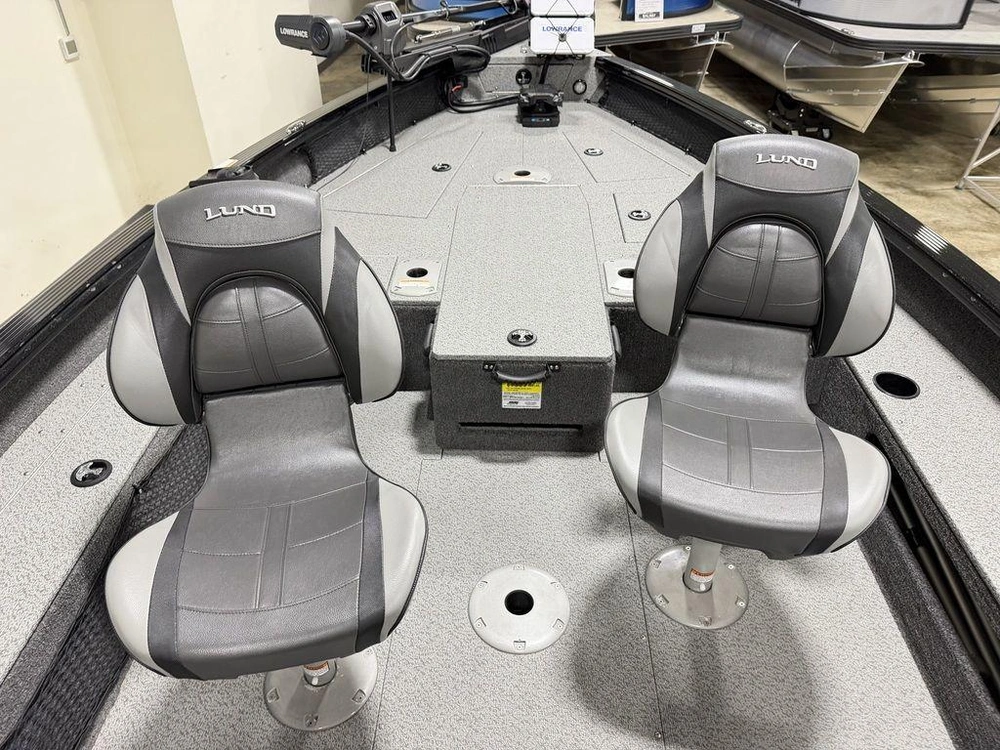 2024 Lund Boat Co 1875 Pro Guide Tiller