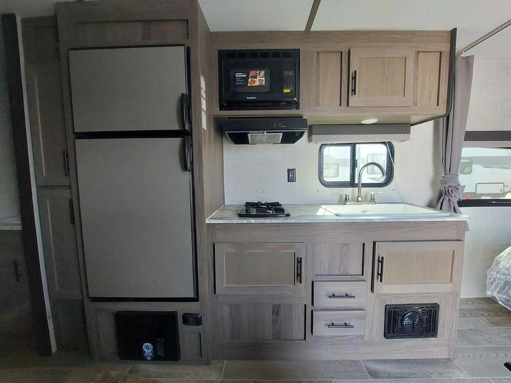 2025 Gulf Stream Conquest 248bh