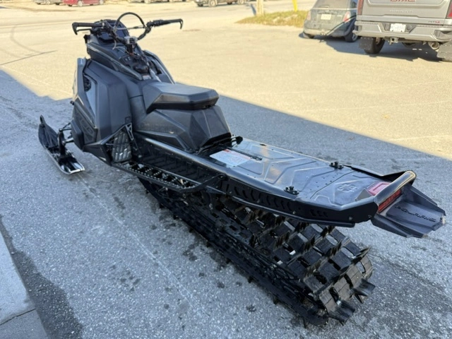 2024 Polaris Rmk Khaos 155