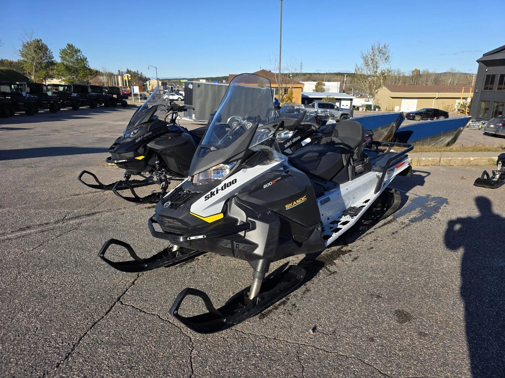 Ski-doo Skandic Le 600r 24'' 2025