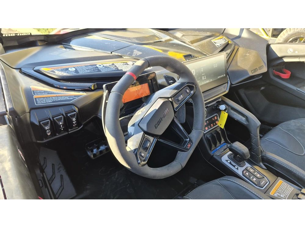 2024 Can-am Maverick R X
