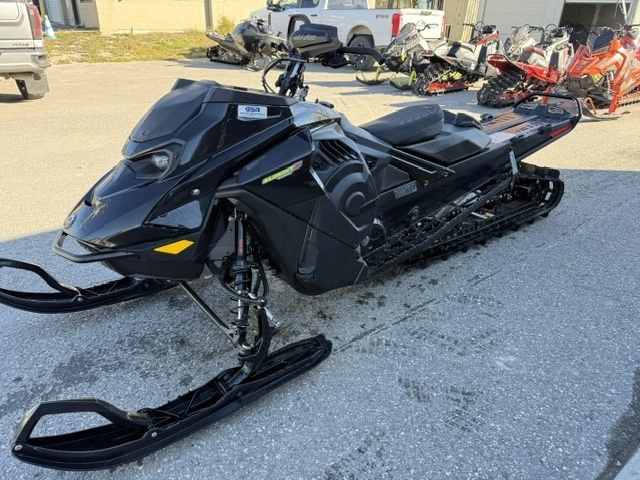 2023 Ski-doo Summit Expert 165