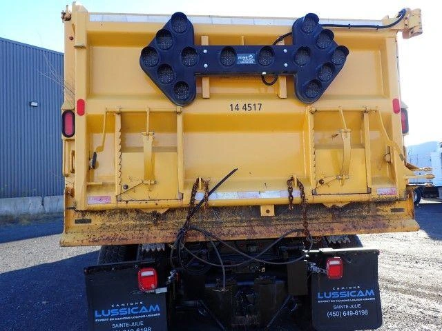 Freightliner 114sd 2015