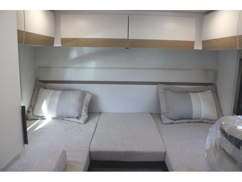Thor Motor Coach Delano 24xl 2027