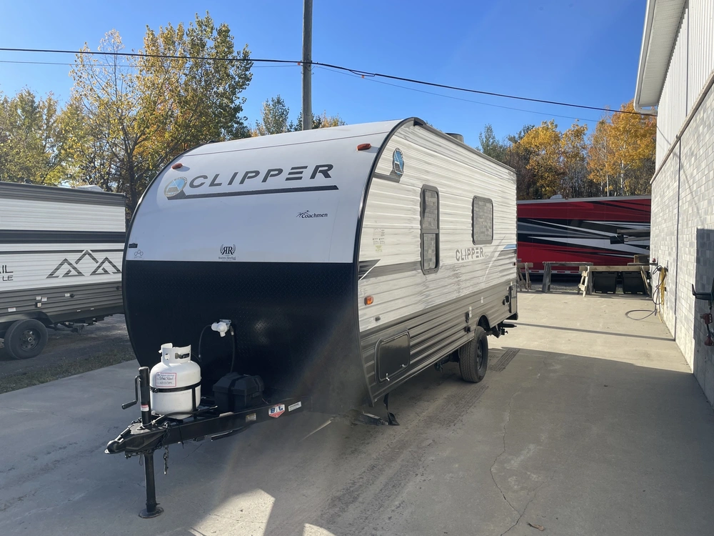 2022 Coachmen Clipper 17fq