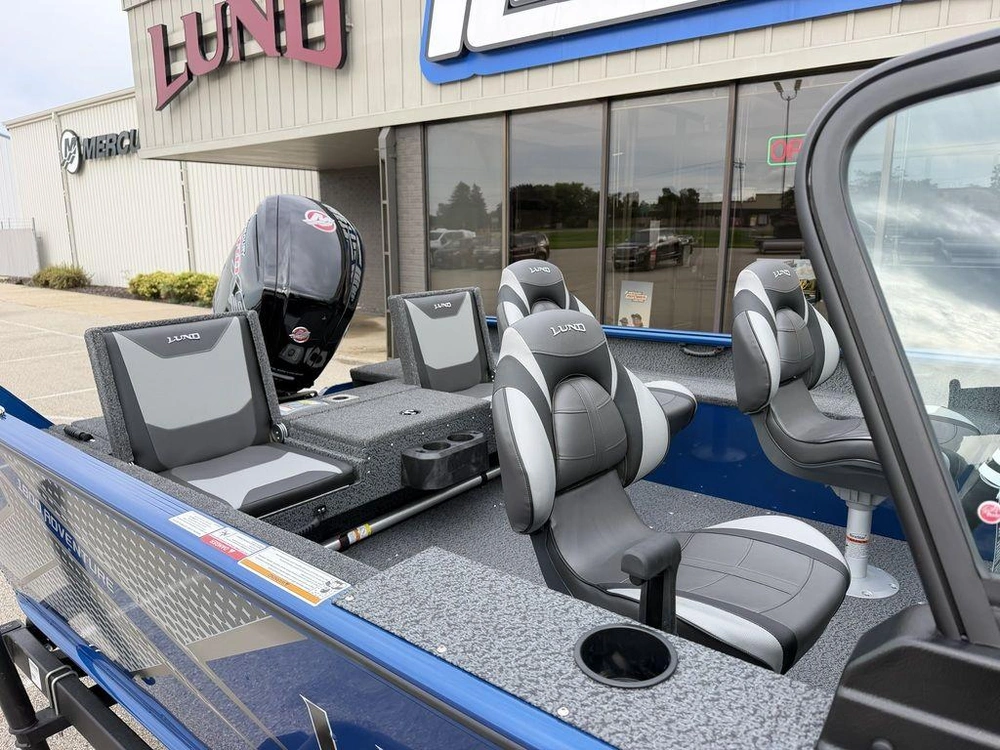 2027 Lund Boat Co 1800 Adventure Sport