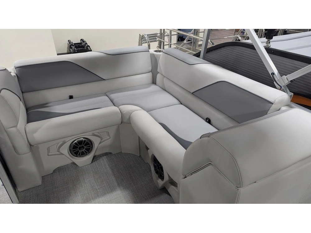 2026 Tahoe Pontoons Sport Cruise 17 Ft