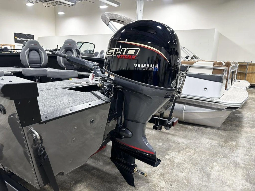 2026 Alumacraft Competitor 175x Tiller