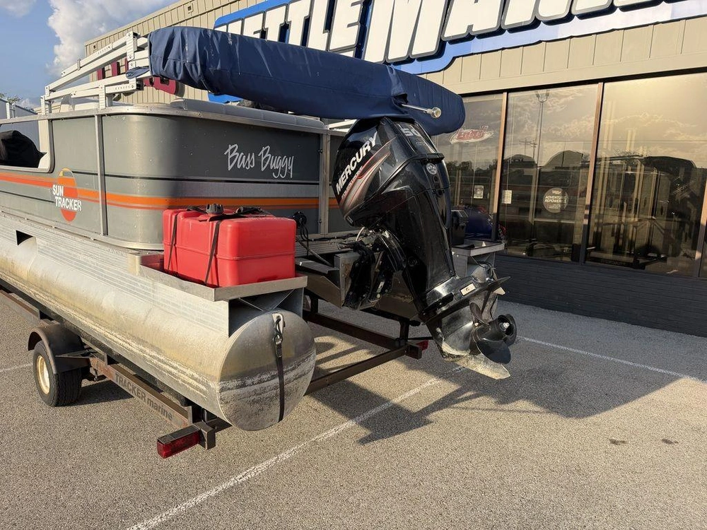 1986 Sun Tracker Suntracker