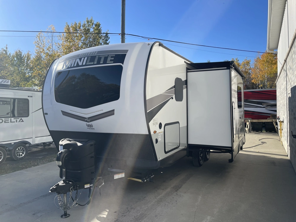 2023 Forest River Rockwood Minilite 2104s