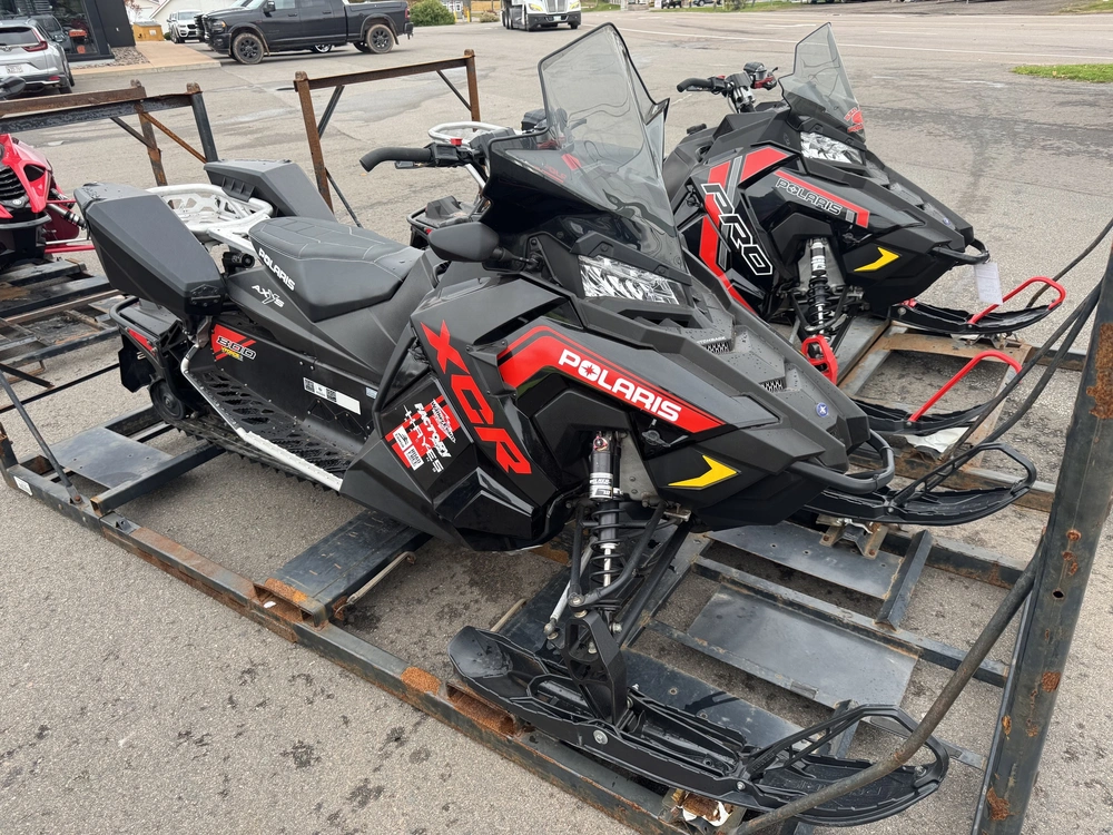 2018 Polaris Indy Xcr 800