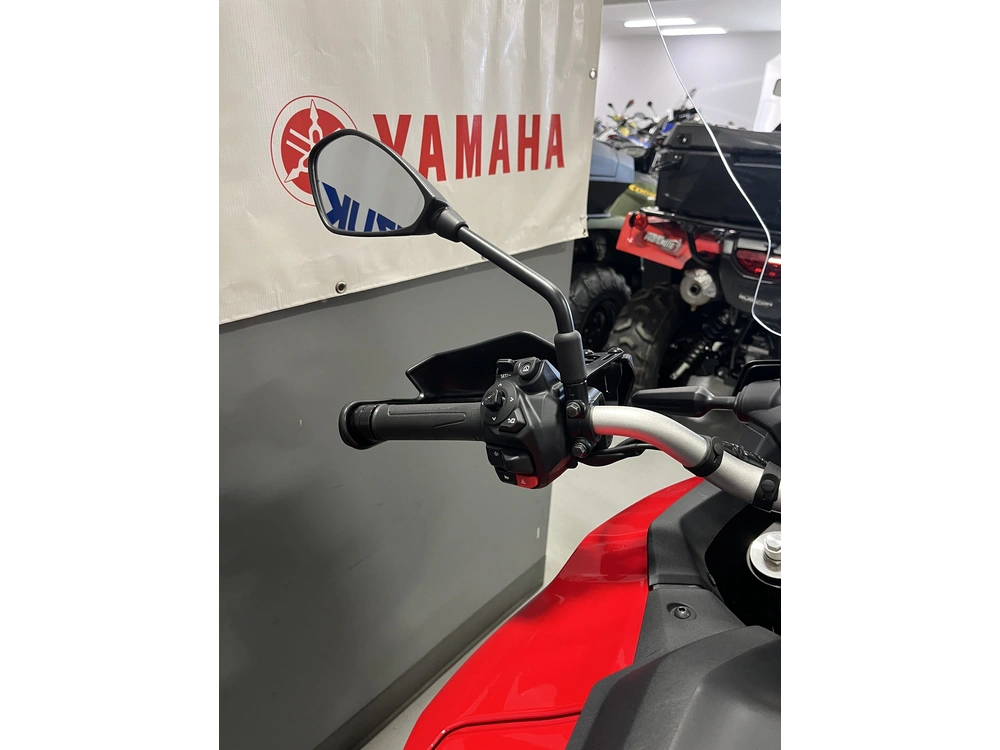 Yamaha Tracer 9 Y-amt Abs Tracer 2025