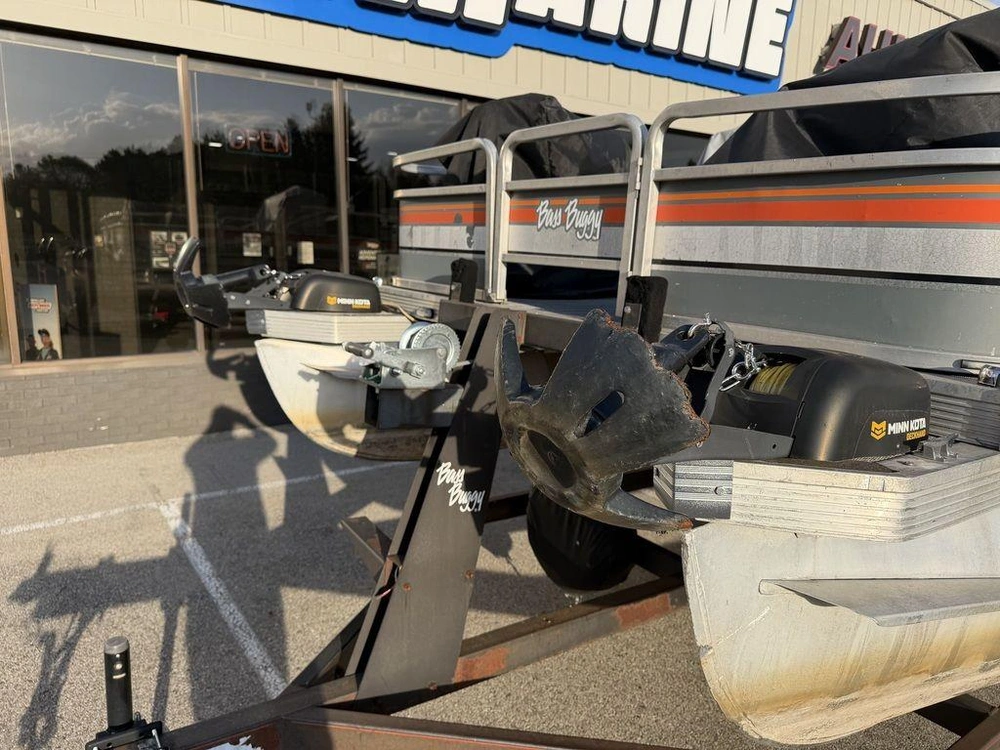 1986 Sun Tracker Suntracker
