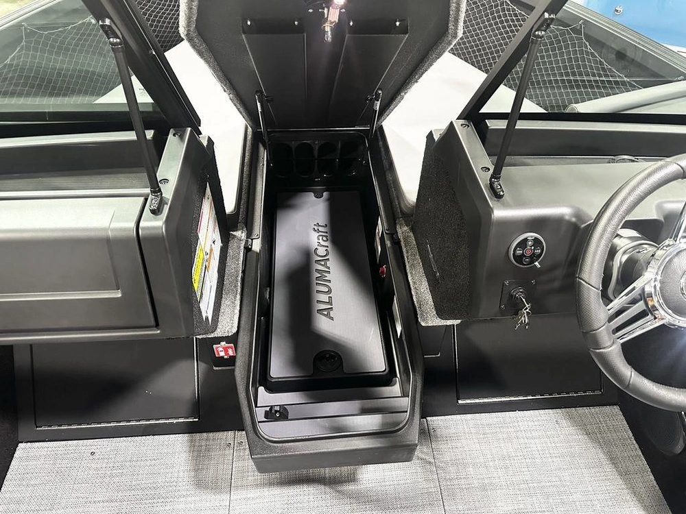 2026 Alumacraft Competitor 185x Sport