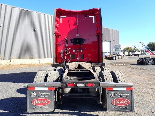 Peterbilt 579 2025