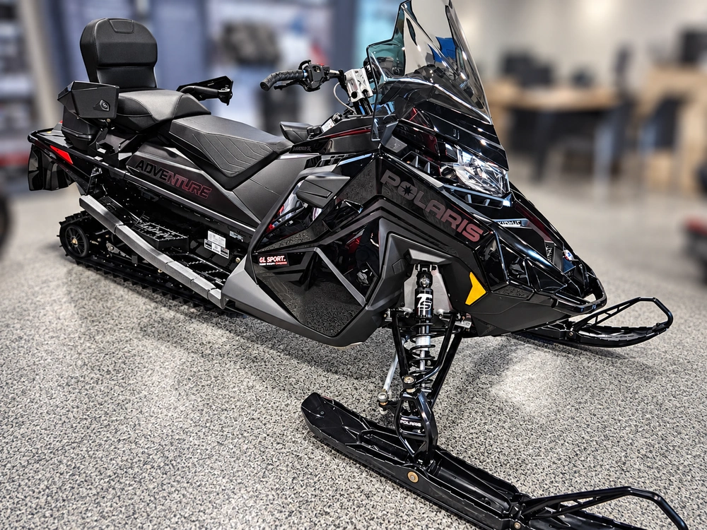 2027 Polaris Prostar S4 Indy Aventure 137