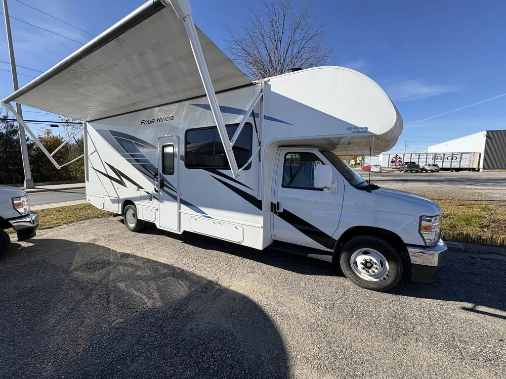 Thor Four Winds 27r 2024