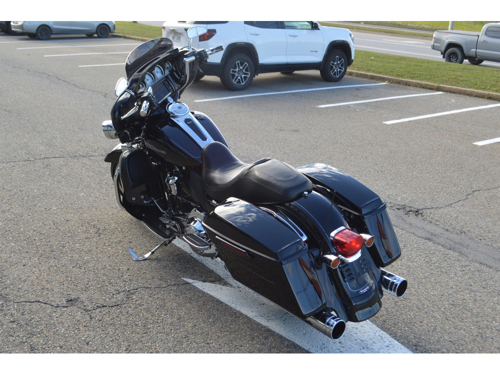 Harley-davidson Flhxs 2014