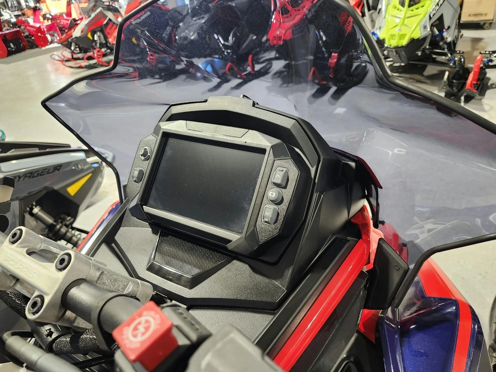 Polaris Indy 650 Xcr 128" 7s Display 2025