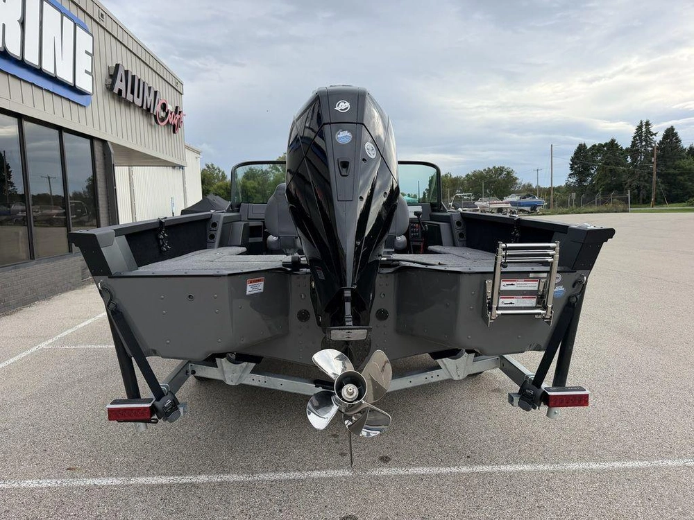 2027 Alumacraft Competitor 190x Sport