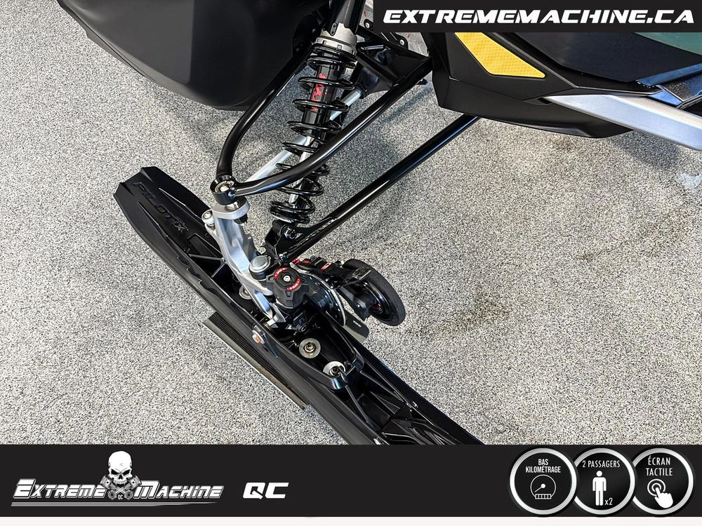 Skidoo Grand Touring 900ace Le Avec Ensemble Luxury Seulement 6286km - Impeccable!!! 2024
