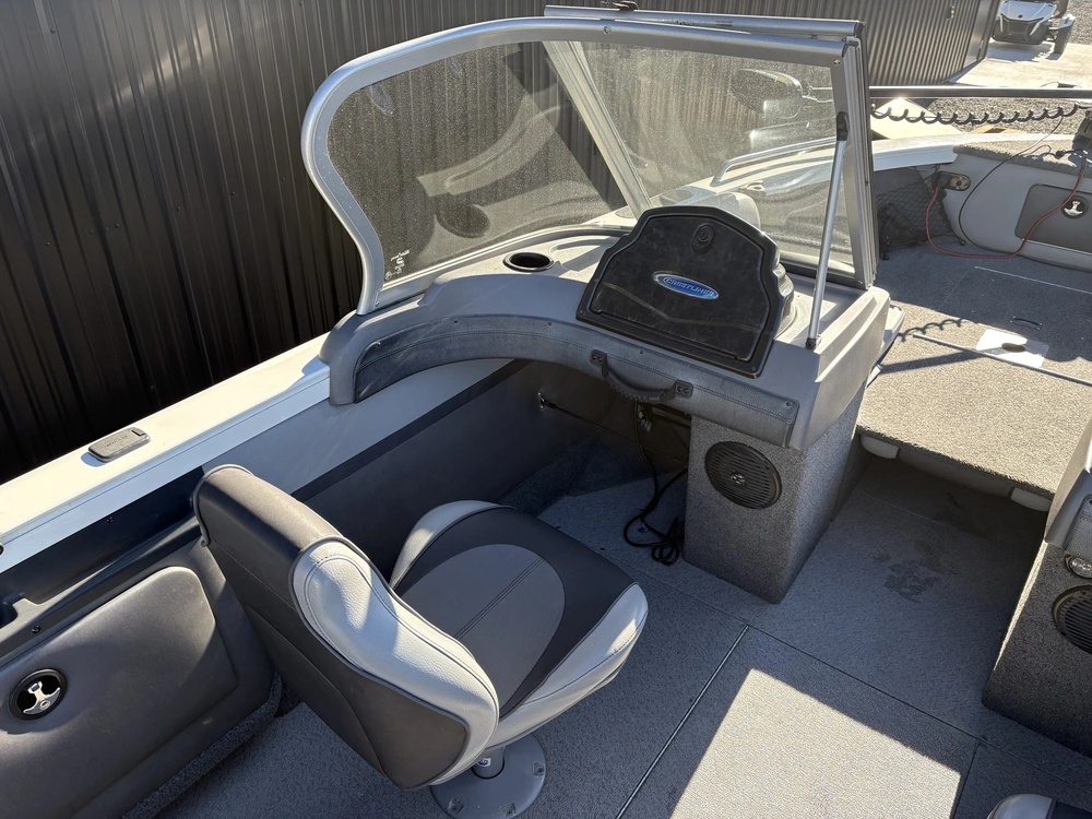 2017 Crestliner Sportfish 1850