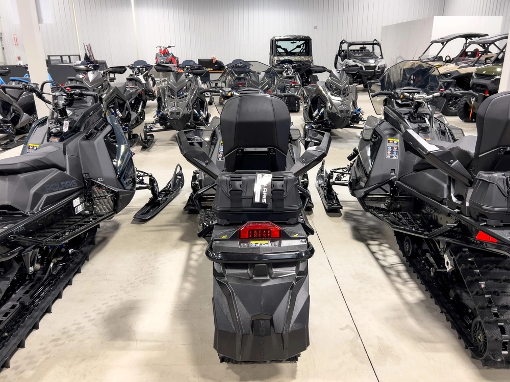 2025 Polaris Polaris Prostar S4 Indy Adventure 137