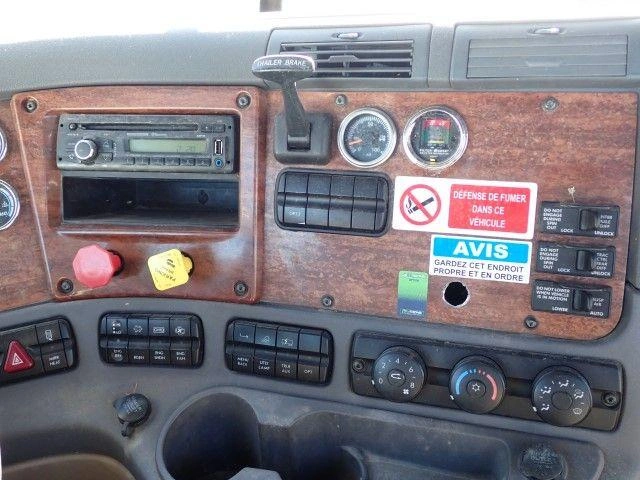 Freightliner Ca113dc 2016