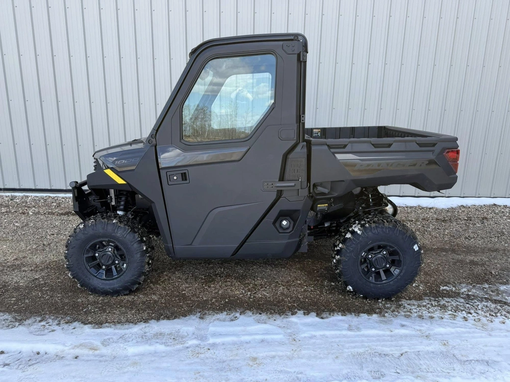 2027 Polaris Ranger 1000 Cab - Granite Gray