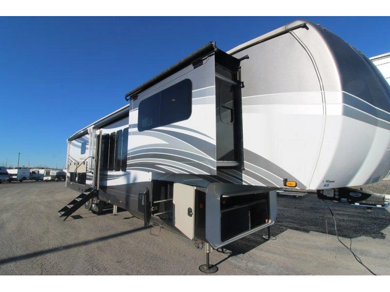 Jayco Pinnacle 38flgs 2023