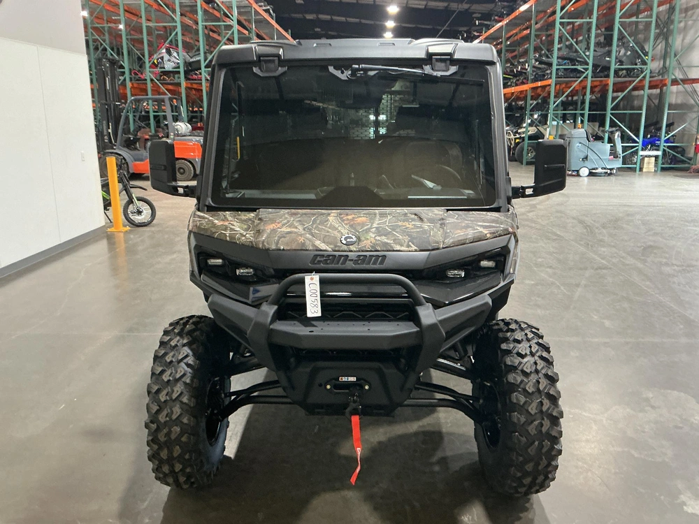 2027 Can-am Defender Xu Max Ltd Hd11
