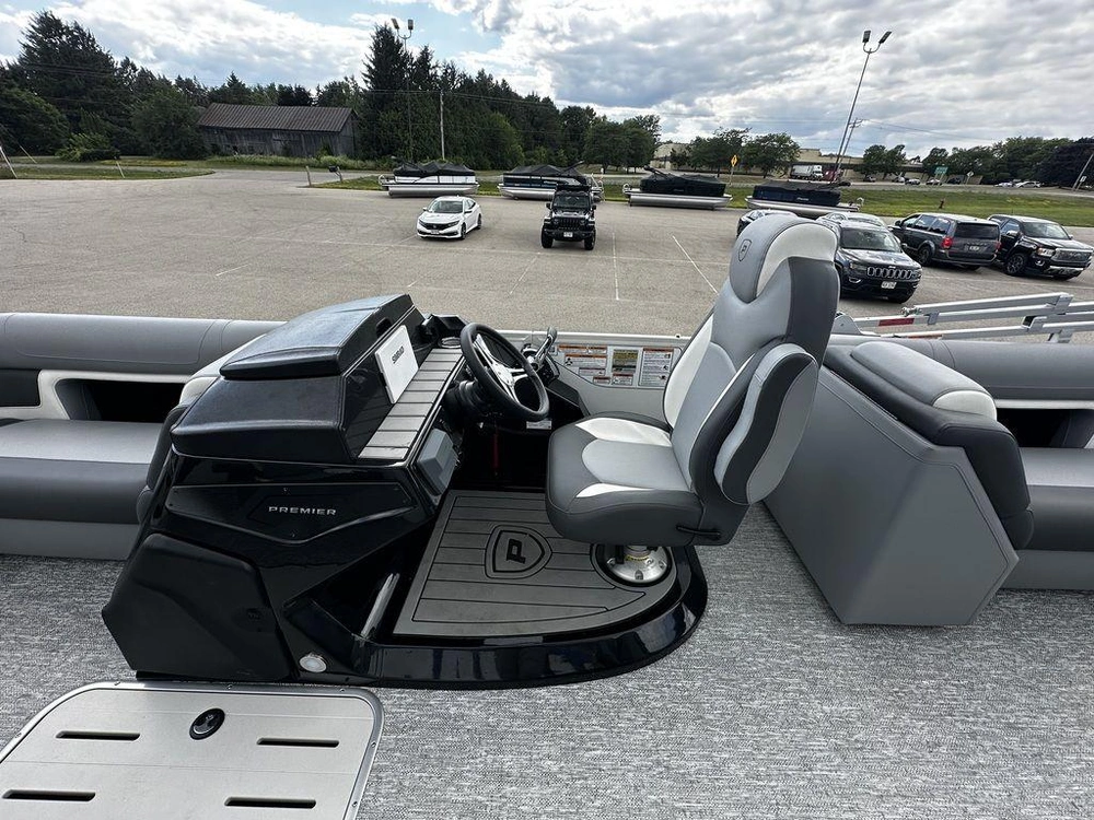 2025 Premier 250 Solaris Rf