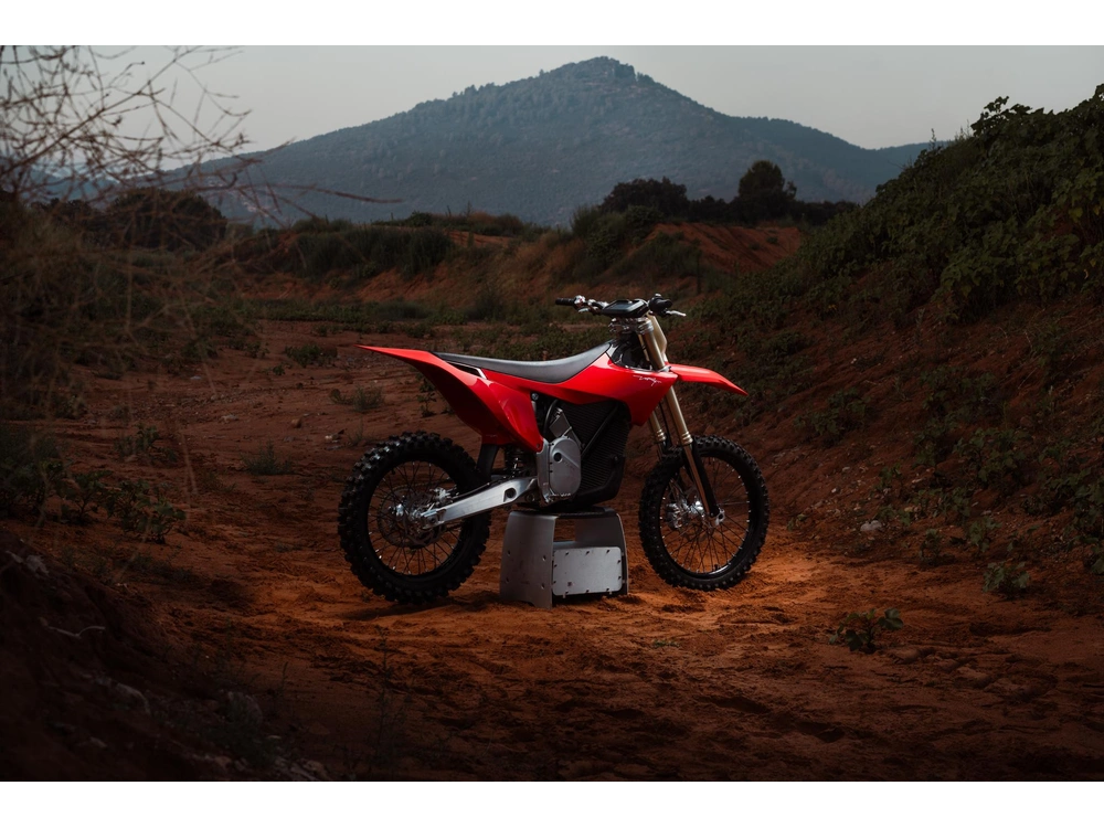 2026 Stark Future Varg Mx 1.2
