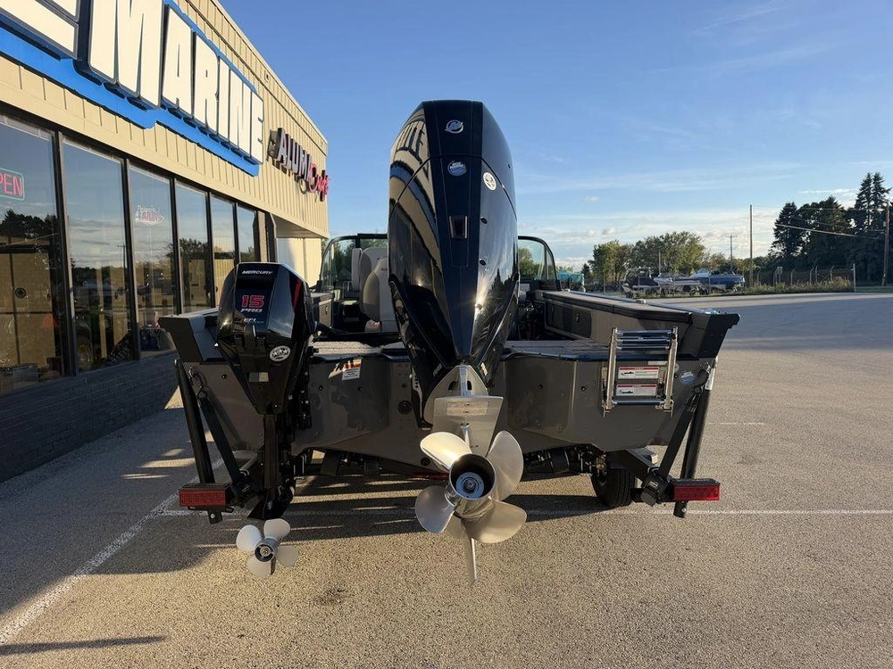 2027 Alumacraft Trophy 205x Sport