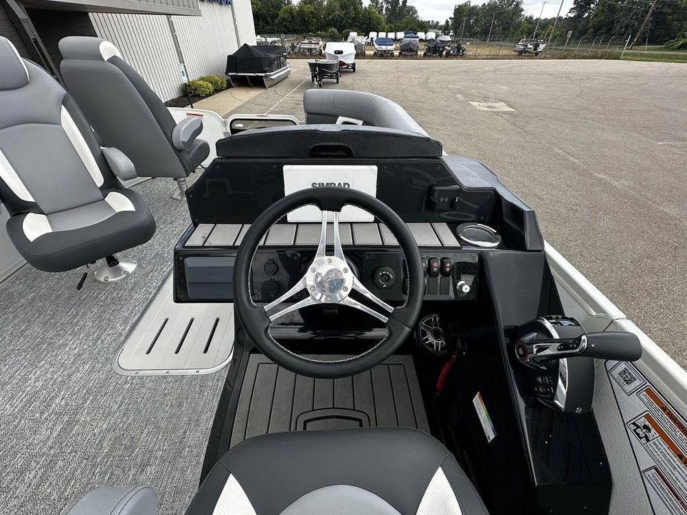 2025 Premier 250 Solaris Rf