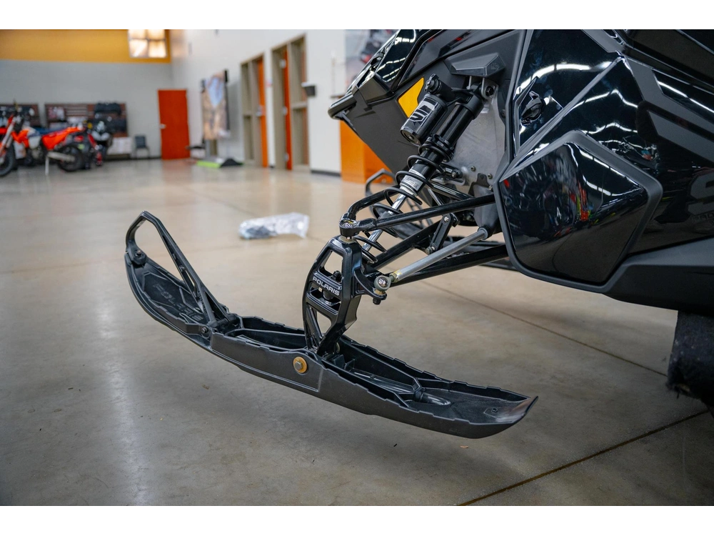 2027 Polaris Prostar S4 Indy Xc