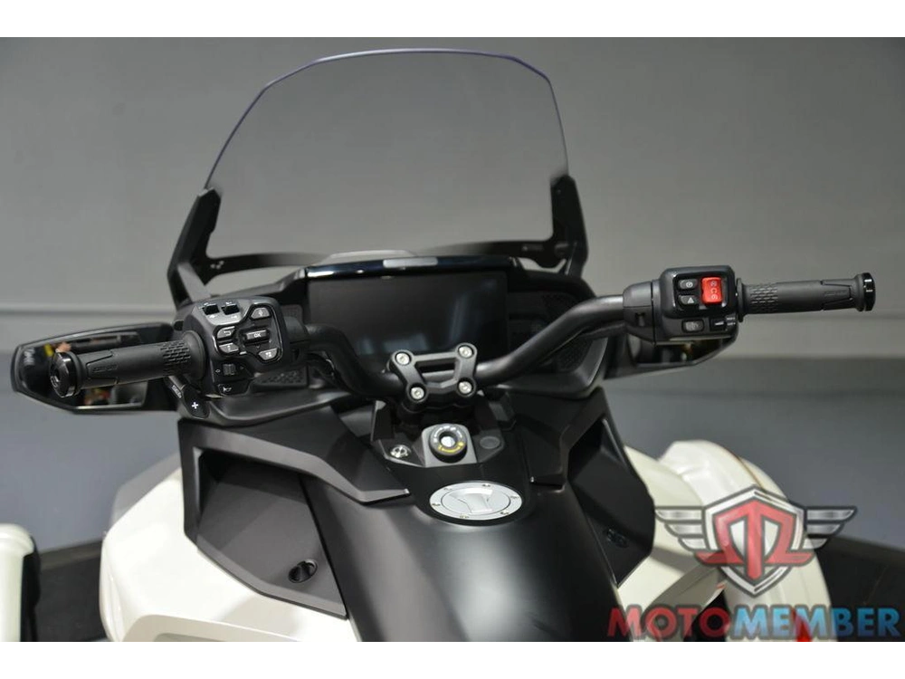 2026 Can-am Spyder F3 Limited Platine