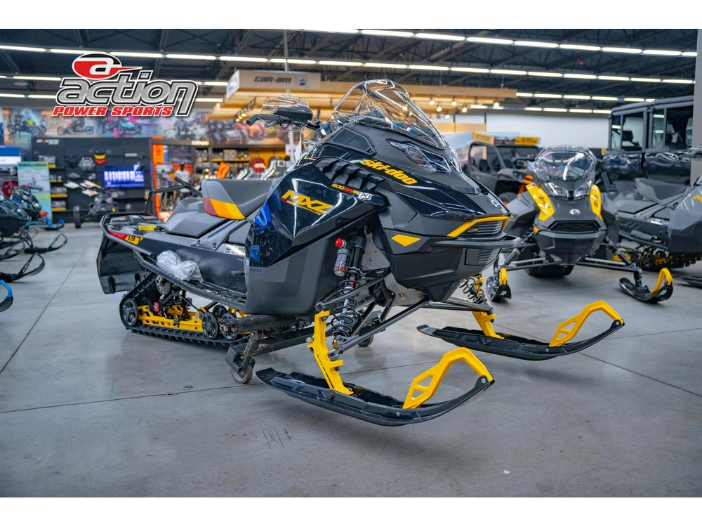 2027 Ski-doo Mxz Adrenaline Blizzard 600rr