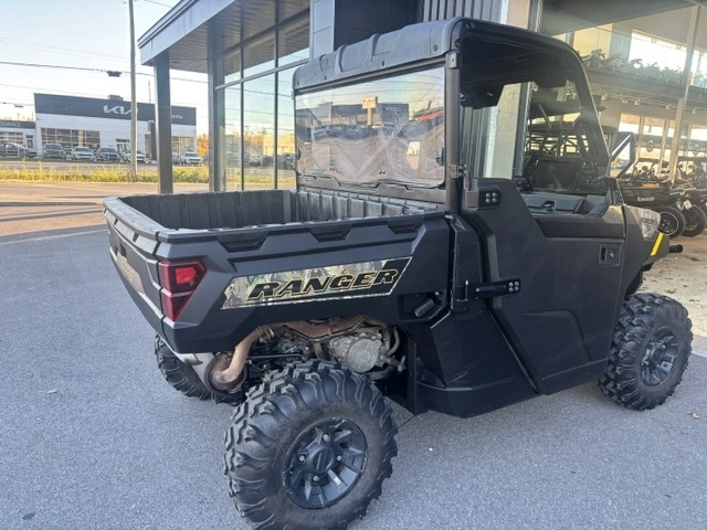 2024 Polaris Ranger 1000 Eps Premium Camo 2 700 Km - Financement 0% Disponible - Beaucoup Ajouts