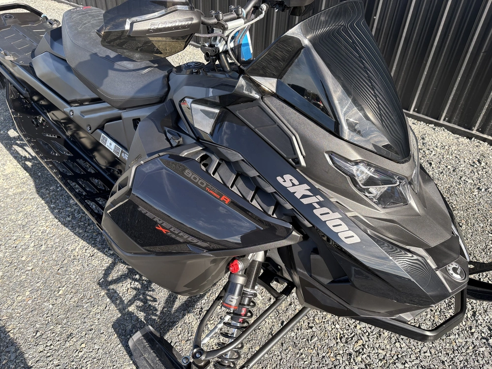 2026 Ski-doo Renegade X-rs 900 Ace Turbo R Ice Ripper Xt 1.5" E.s.